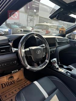 تۆیۆتا کامری